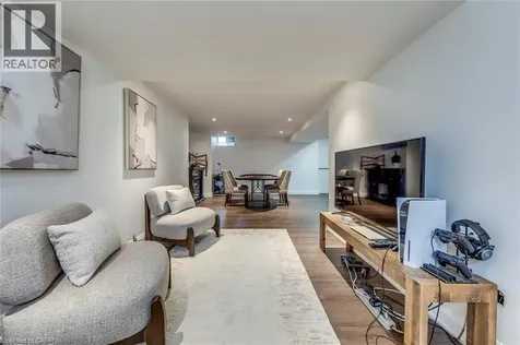 3311 Springvale Court Burlington ON L7M 3Y6