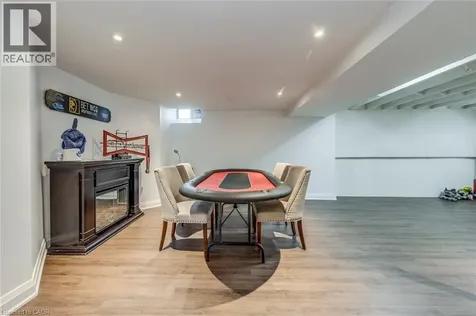 3311 Springvale Court Burlington ON L7M 3Y6