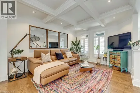 3311 Springvale Court Burlington ON L7M 3Y6