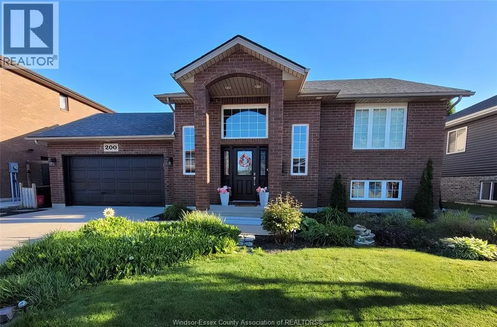 200 Riverview Avenue Lasalle ON N9J 3Y1