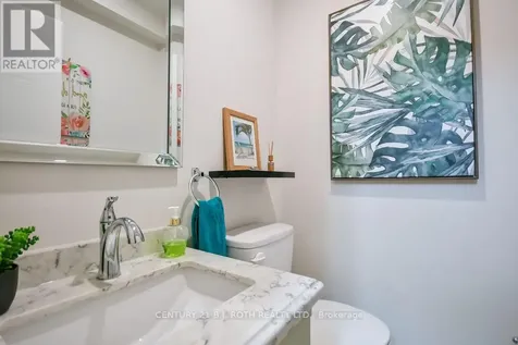 492 Laclie Street Orillia ON L3V 7V2
