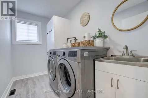 72 Donald Crescent Wasaga Beach ON L9Z 1E3