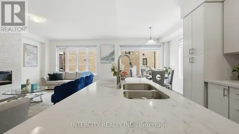 66 Camino Real Drive Caledon ON L7C 4L9