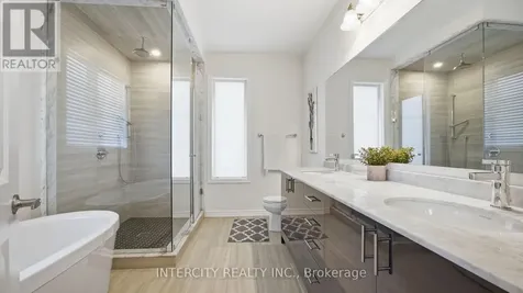 66 Camino Real Drive Caledon ON L7C 4L9