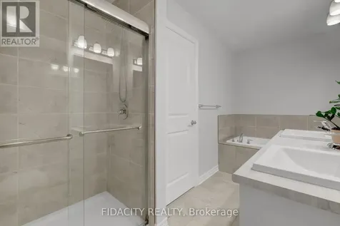 1005 Kijik Crescent Ottawa ON K1X 0G9