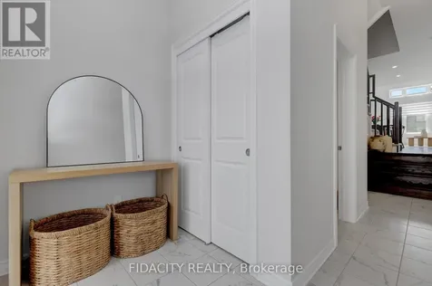 1005 Kijik Crescent Ottawa ON K1X 0G9