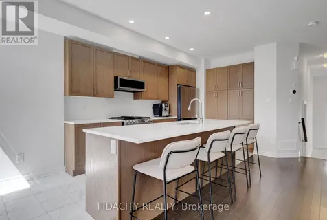 1005 Kijik Crescent Ottawa ON K1X 0G9