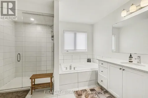 312 Lipizzaner Street Ottawa ON K2S 0X8