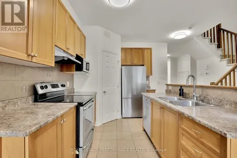 181 Bradwell Way Ottawa ON K1T 4J4