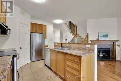 181 Bradwell Way Ottawa ON K1T 4J4