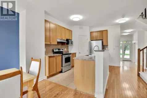 181 Bradwell Way Ottawa ON K1T 4J4