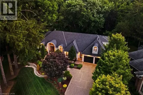34 Harrington Place Ancaster ON L9G 4Z2