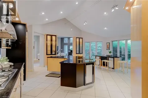 34 Harrington Place Ancaster ON L9G 4Z2
