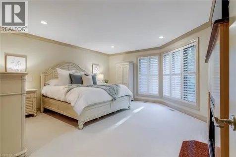 34 Harrington Place Ancaster ON L9G 4Z2