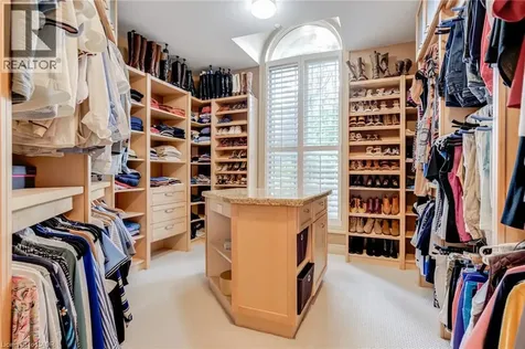 34 Harrington Place Ancaster ON L9G 4Z2