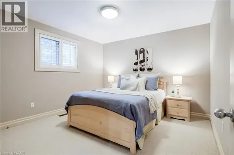 34 Harrington Place Ancaster ON L9G 4Z2