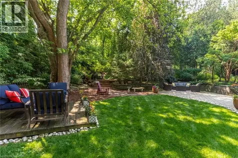 34 Harrington Place Ancaster ON L9G 4Z2