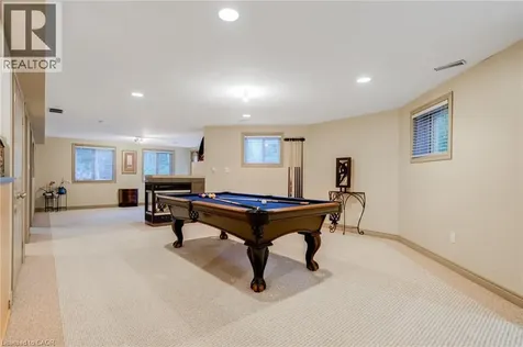 34 Harrington Place Ancaster ON L9G 4Z2