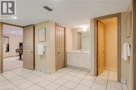 34 Harrington Place Ancaster ON L9G 4Z2