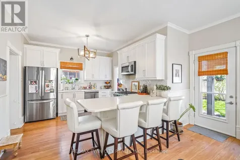 27 Ada Avenue Brantford ON N3T 4K8