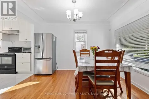 4276 Howard Avenue Windsor ON N9G 1P3