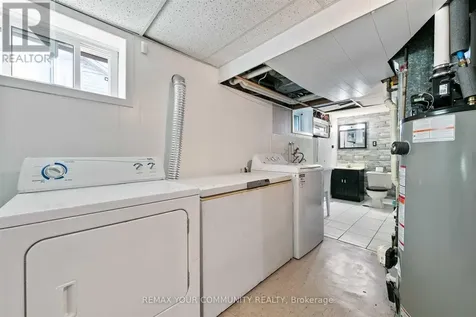 4276 Howard Avenue Windsor ON N9G 1P3