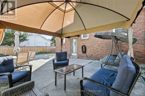 4276 Howard Avenue Windsor ON N9G 1P3