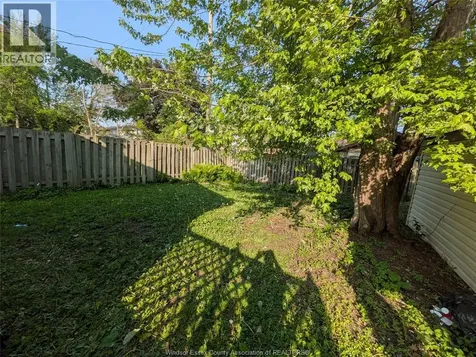 3671 Mulford Court Windsor ON N9C 1W8