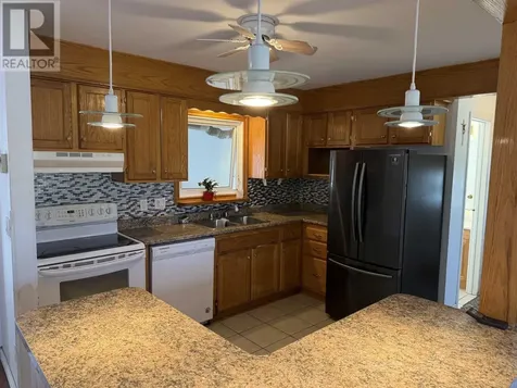 30B Washington Crescent Elliot Lake ON P5A 2L8