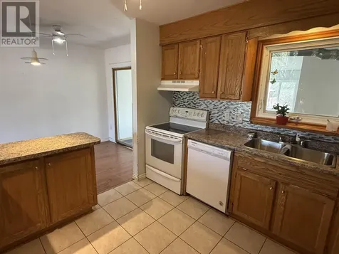 30B Washington Crescent Elliot Lake ON P5A 2L8