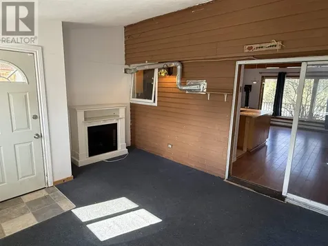 30B Washington Crescent Elliot Lake ON P5A 2L8