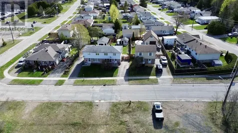 30B Washington Crescent Elliot Lake ON P5A 2L8
