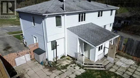 30B Washington Crescent Elliot Lake ON P5A 2L8