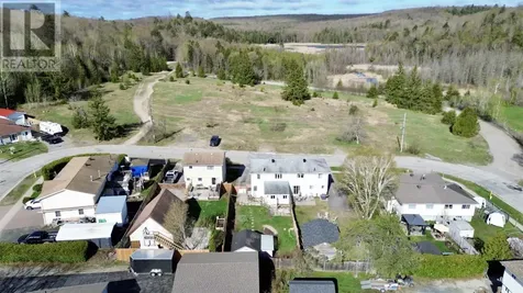 30B Washington Crescent Elliot Lake ON P5A 2L8
