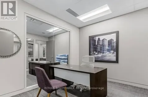 96 Bank Street Ottawa ON K1P 5N4
