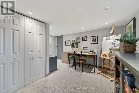 853 Wingate Drive Ottawa ON K1G 1S4
