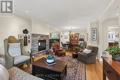853 Wingate Drive Ottawa ON K1G 1S4