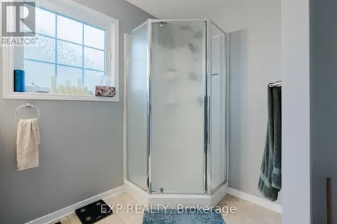 939 Payer Street Clarence-rockland ON K4K 1N2