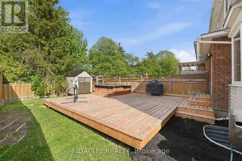 80 Robarts Crescent Ottawa ON K2L 4A5