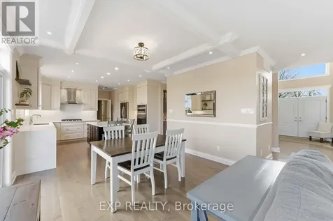 7025 Still Meadow Way Ottawa ON K4P 0C9