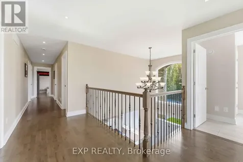 7025 Still Meadow Way Ottawa ON K4P 0C9