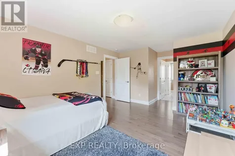 7025 Still Meadow Way Ottawa ON K4P 0C9