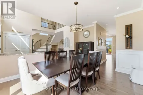 7025 Still Meadow Way Ottawa ON K4P 0C9