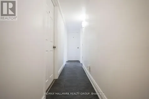 924 Bermuda Avenue Ottawa ON K1K 0V6