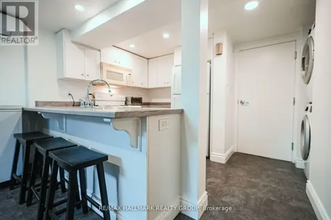 924 Bermuda Avenue Ottawa ON K1K 0V6