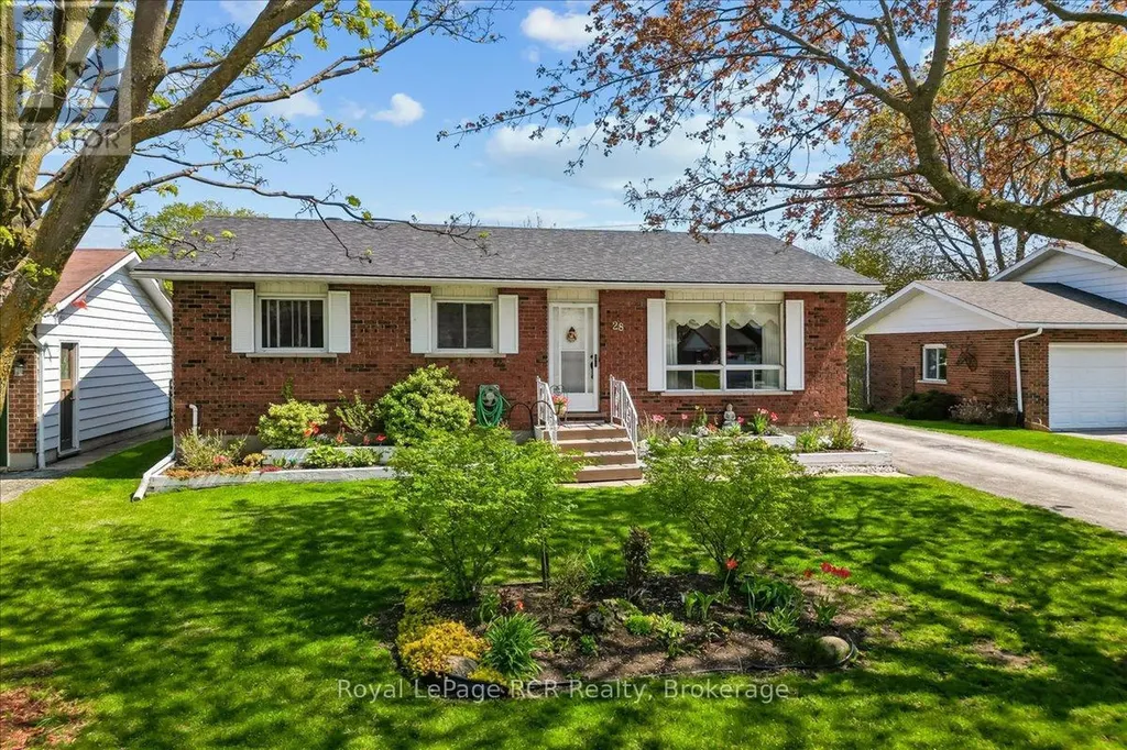 28 Centennial Ht Court Meaford ON N4L 1C9