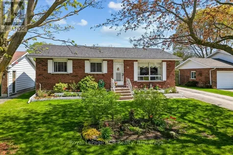 28 Centennial Ht Court Meaford ON N4L 1E5