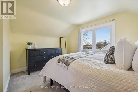 103 William Street Guelph (st. George's) ON N1E 5G2