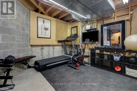 2766 Harwood Avenue Ottawa ON K2B 8H7