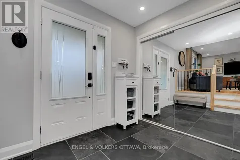 2766 Harwood Avenue Ottawa ON K2B 8H7